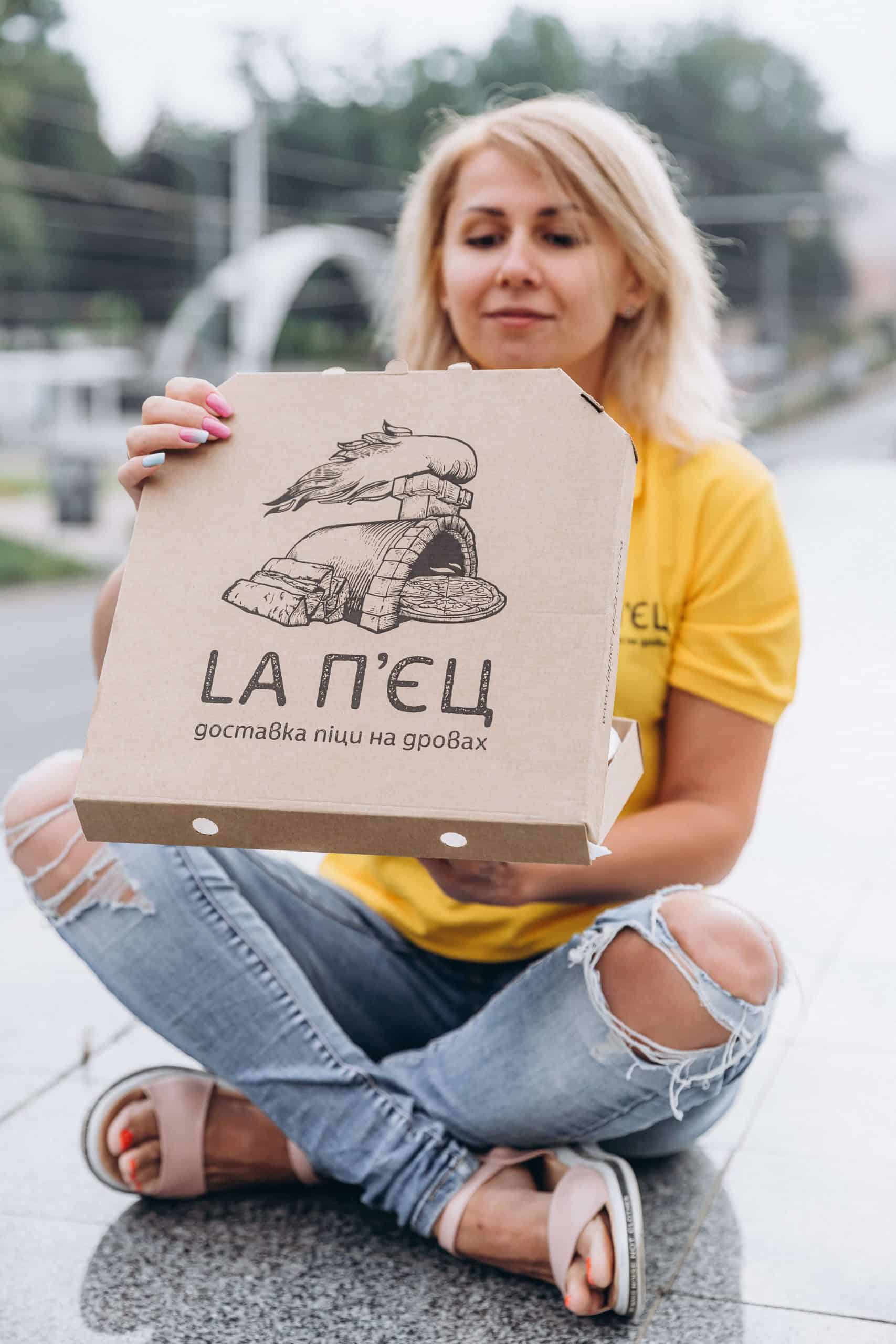 Знай наших — Адміністратор Наталя | LA PIEC wood-fired pizza delivery