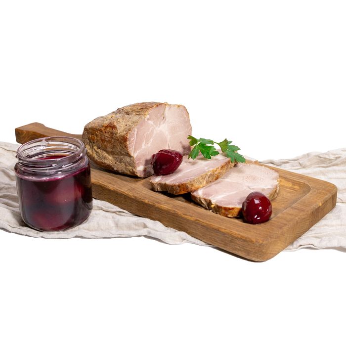 Запечена свинна шия та мариновані сливи